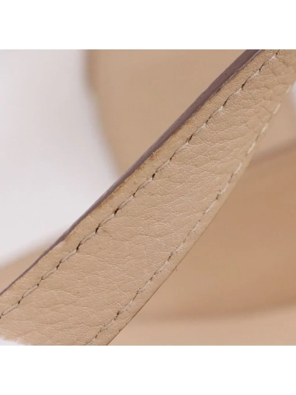 Louis Vuitton Sealth PM Monogram Mahina Opal Beige Ar1101 Handbag - Picture 8 of 10